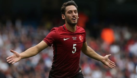Turkey's Free-Kick Specialist Hakan Calhanoglu