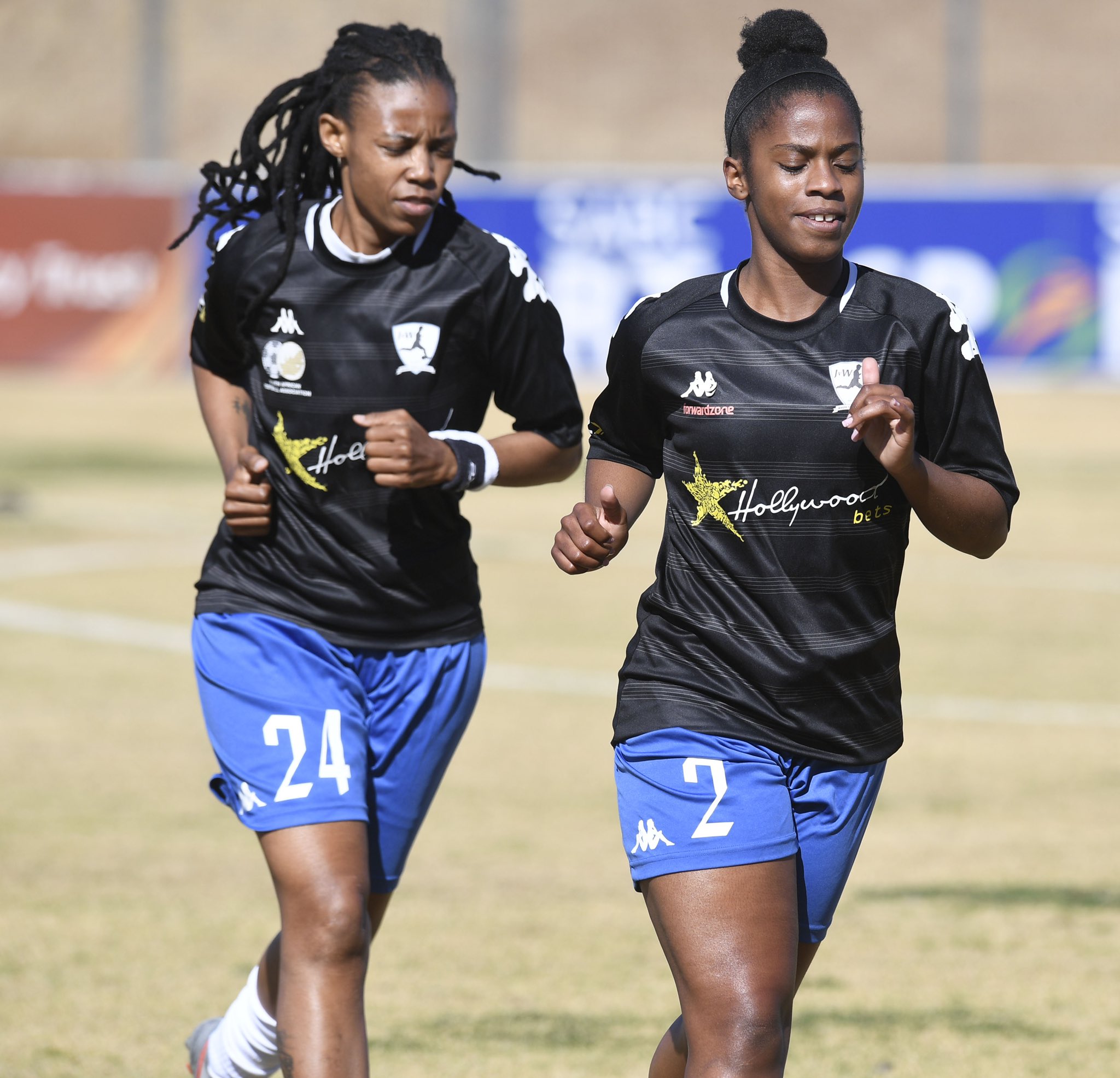 JVW FC forwards Nokwazi Mnomiya and Indira Albuquerque