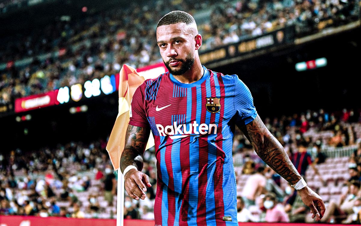 Barcelona forward Memphis Depay