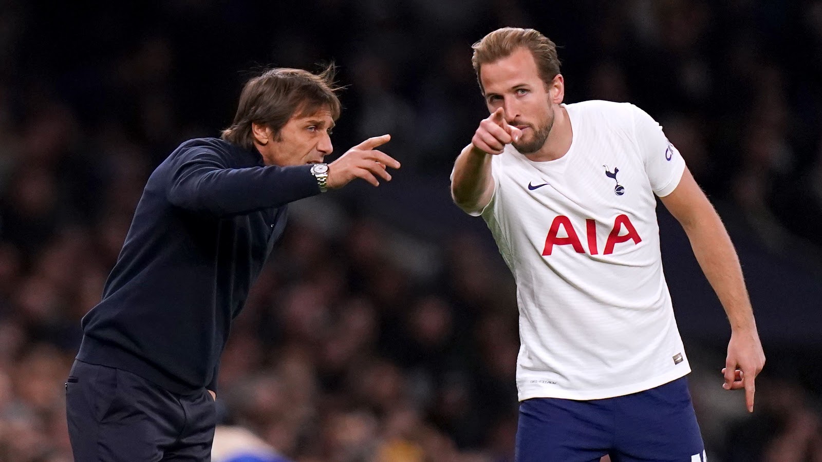 Antonio Conte and Harry Kane