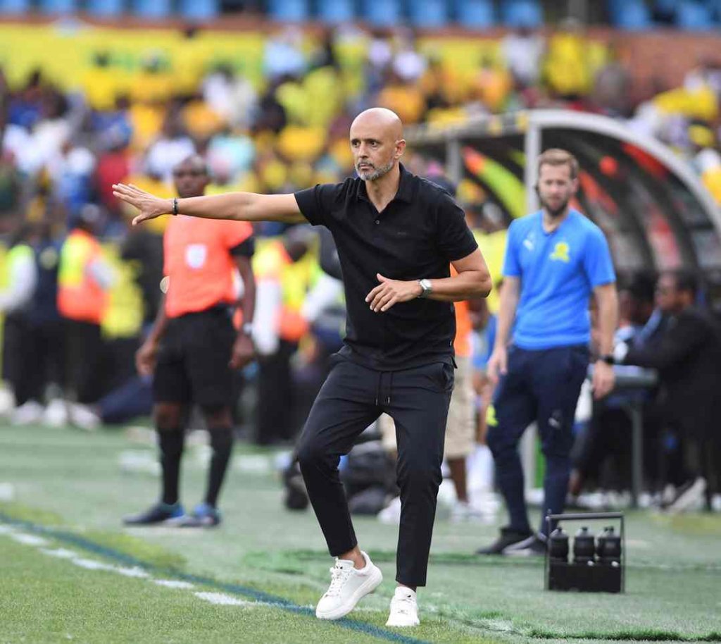 Miguel Cardoso reflects on first defeat with Mamelodi Sundowns