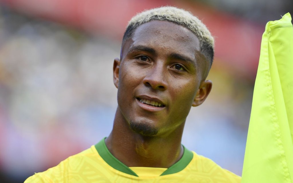 Former Sundowns defender urges countryman Lucas Ribeiro to make himself available for Bafana Bafana