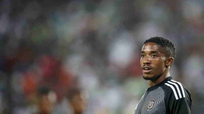 Transfer News: Riveiro address Monnapule Saleng situation ahead of Nedbank Cup clash