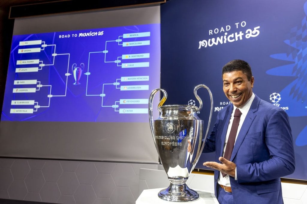 Former Bayern Munich striker Giovane Elber