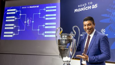 Former Bayern Munich striker Giovane Elber
