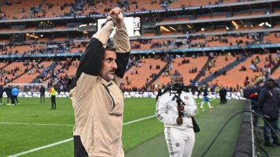 Hot Pursuit: Orlando Pirates Intensify Pursuit of Highly Rated Bafana Bafana Midfielder