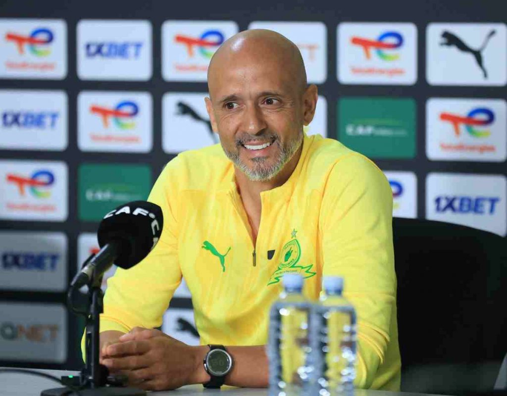 PSL Awards: Sundowns' Miguel Cardoso Dedicates Coach of the Season Award to His Players