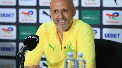 PSL Awards: Sundowns' Miguel Cardoso Dedicates Coach of the Season Award to His Players