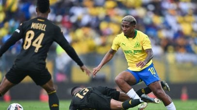 Lucas Ribeiro of Mamelodi Sundowns challenged by Pule Mmodi of Kaizer Chiefs during the Betway Premiership 2024/25 match between Mamelodi Sundowns and Kaizer Chiefs at Lucas Moripe Stadium in Pretoria on 1 March 2025 ©Alche Greeff/BackpagePix