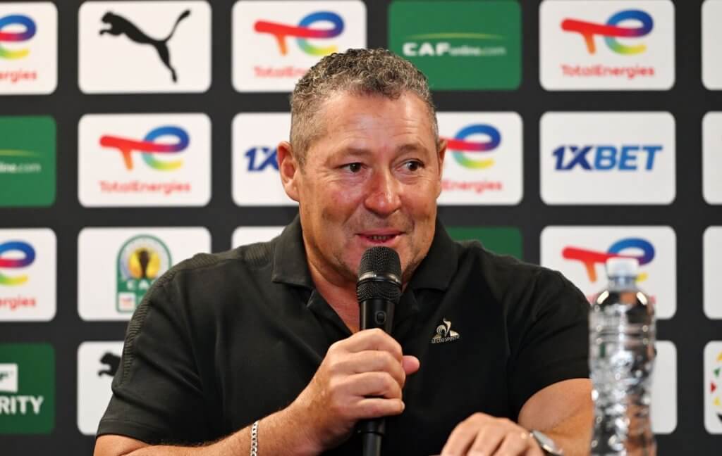 Best of the Best: "There's no doubt that the Player of the Season must come from Sundowns." - Steve Barker reveals top contender for PSL award