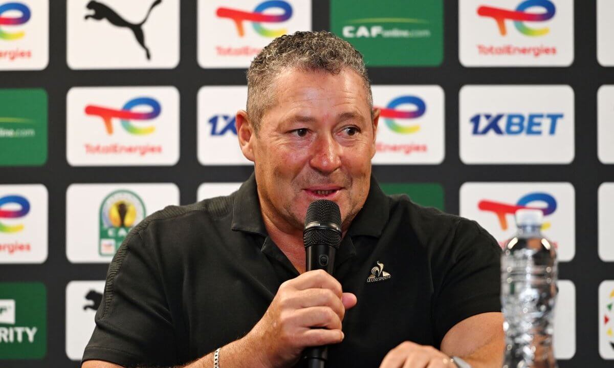 Best of the Best: "There's no doubt that the Player of the Season must come from Sundowns." - Steve Barker reveals top contender for PSL award