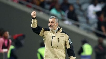 Jose Riveiro coach of Orlando Pirates during the CAF Champions League 2024/25 2nd Leg match between Orlando Pirates and MC Alger at Orlando Stadium in Soweto South Africa, April 09, 2025. ( Photo/ Sydney Mahlangu)