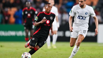 Relebohile Mofokeng of Orlando Pirates challenged by Mohamed Chibi of Pyramids during the CAF Champions League 2024/25 Semi Final 1st Leg match between Orlando Pirates and Pyramids FC at FNB Stadium in Johannesburg, South Africa on 19 April 2025 ©/BackpagePix