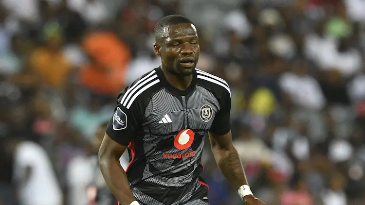 Ouaddou Clarifies Mabasa Omission: "Mabasa is available. It was a choice we made."