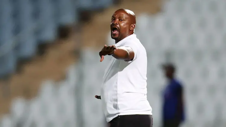 Lehlohonolo Seema hails former Kaizer Chiefs player as season changer for Siwelele FC