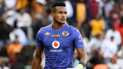 Kaizer Chiefs Carling Knockout Drama: Amakhosi Assistant Coach Defends Ntwari After Substitution Refusal