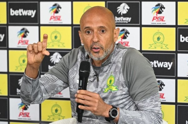 CAF Champions League: Mamelodi Sundowns to face former boss Rulani Mokwena's MC Alger in CAF showdown