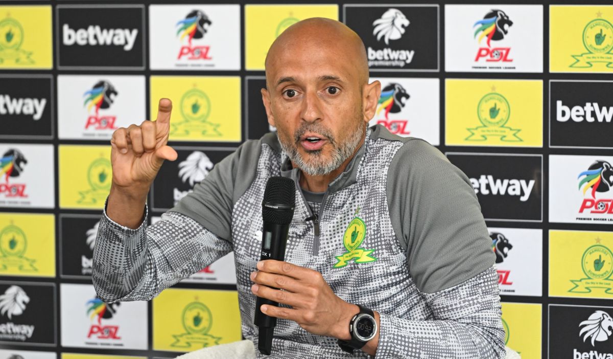 CAF Champions League: Mamelodi Sundowns to face former boss Rulani Mokwena's MC Alger in CAF showdown