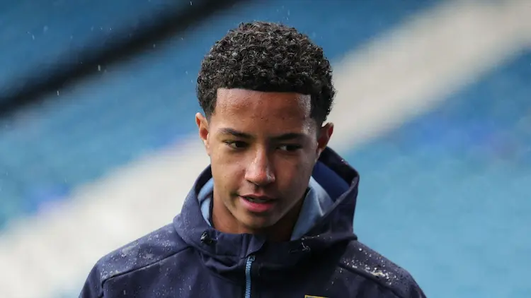 Wonderkid Yisa Alao becomes Liam Rosenior's first signing at Chelsea