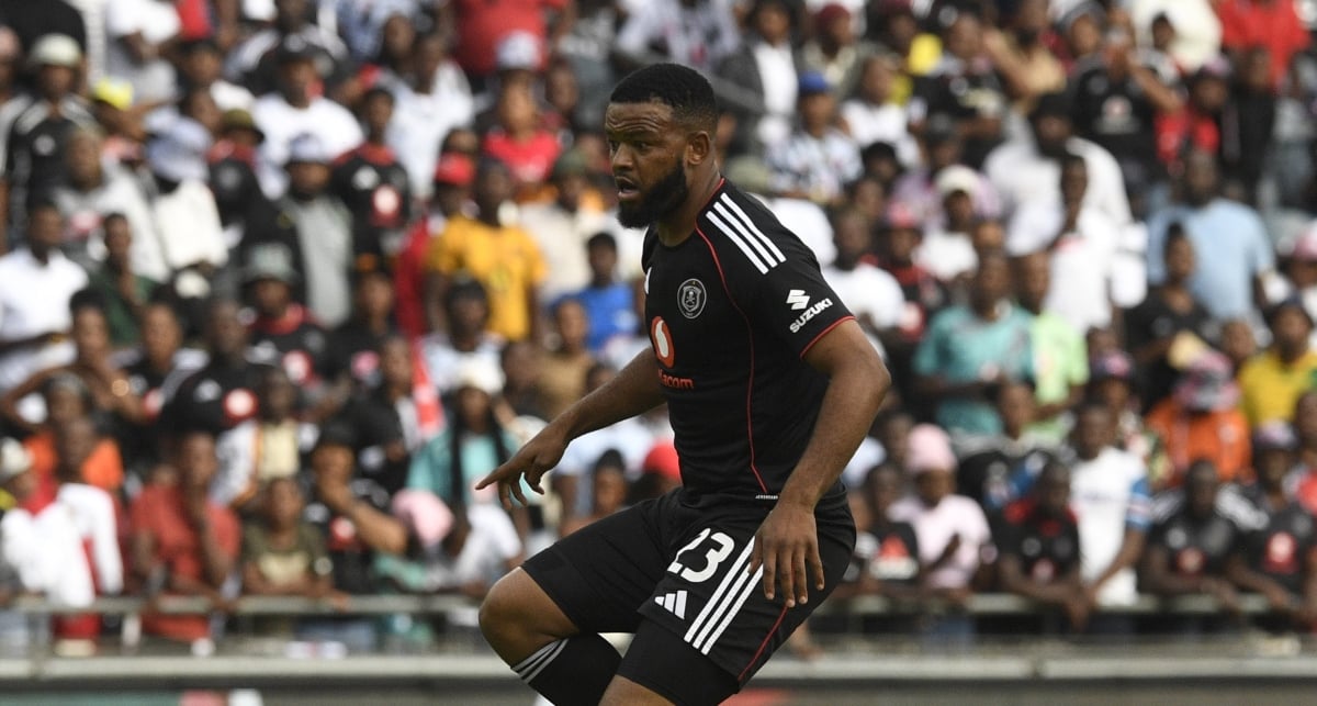Sipho Mbule of Orlando Pirates during the Betway Premiership 2025/26 match between Orlando Pirates and Marumo Gallants FC at the Orlando Stadium in Soweto on the 14 February 2026 ©Sydney Mahlangu BackpagePix