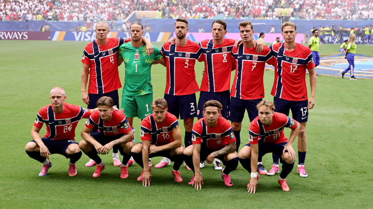 The starting eleven of Norway pose for the team photo before the FIFA World Cup 2026 quarterfinals match Norway against England, in Miami, USA, 11 July 2026. EPA/RONALD WITTEK