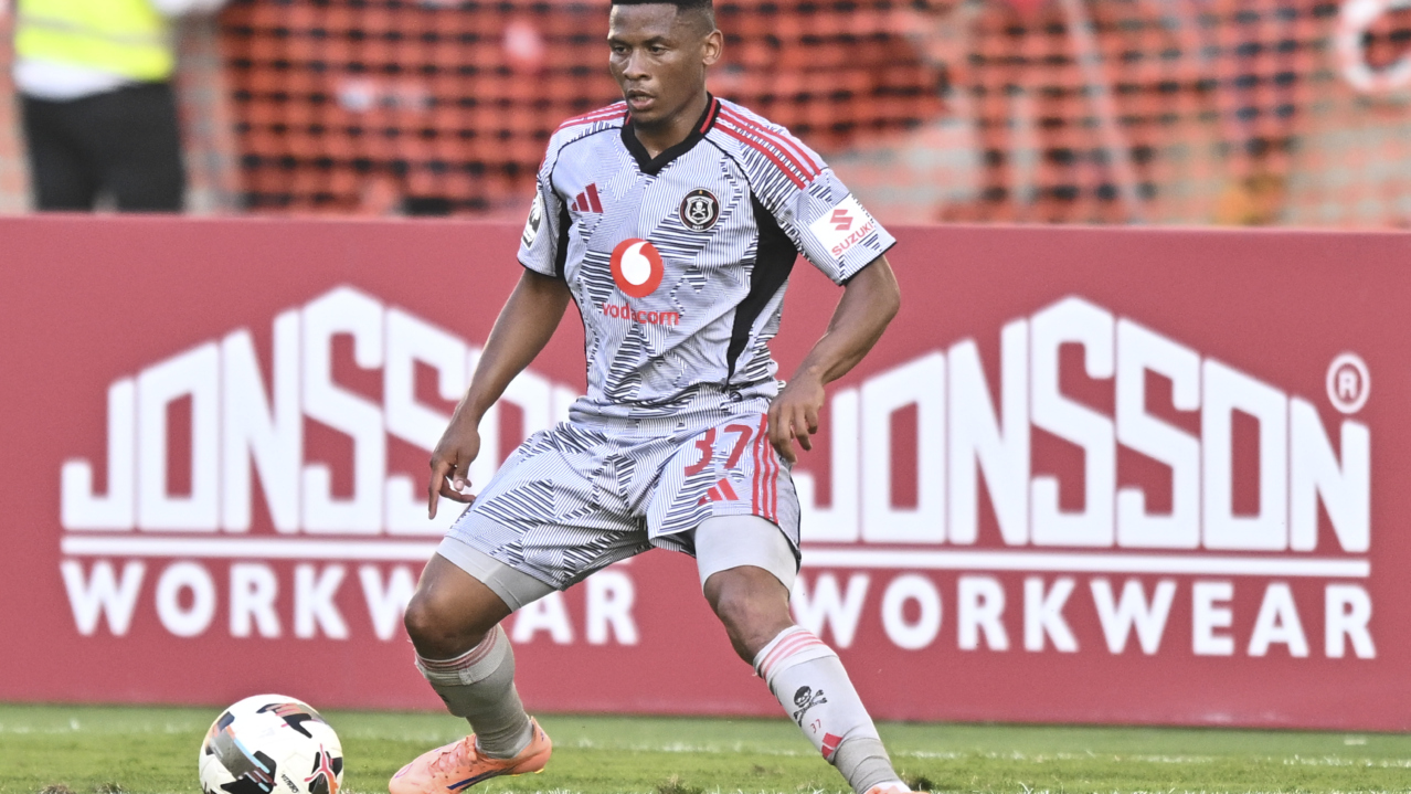 Thabiso Lebitso of Orlando Pirates during the Betway Premiership 2025/26 match between Durban City and Orlando Pirates at Moses Mabhida Stadium in Durban on 29 November 2025 ©Gerhard Duraan/BackpagePix