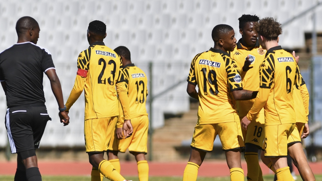 Naledi Hlongwane of Kaizer Chiefs celebrates goal with team mates during the DSTV Diski Challenge 2025/26 match between Kaizer Chiefs and Chippa United at Dobsonville Stadium, in Soweto on 09 May 2026 ©Phakamisa Lensman/Backpagepix