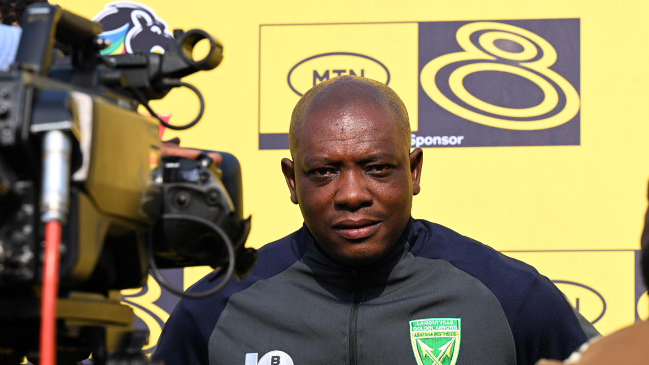 Pitso Dladla coach of Golden Arrows during the 2026 MTN8 Semi Final 2nd Leg match between Golden Arrows and Mamelodi Sundowns at King Zwelithini Stadium in Umlazi on 30 August 2026 ©Sydney Mahlangu/BackpagePix