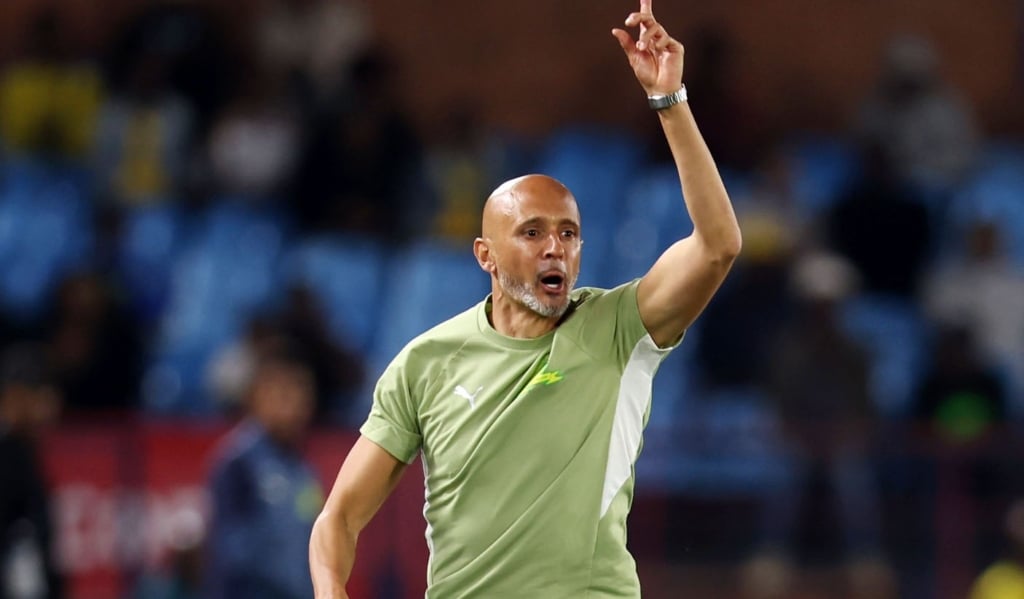Miguel Cardoso, coach of Mamelodi Sundowns during the Betway Premiership 2026/27 match between Mamelodi Sundowns and AmaZulu at Loftus Versfeld Stadium in Pretoria on 26 August 2026 ©Muzi Ntombela/BackpagePix