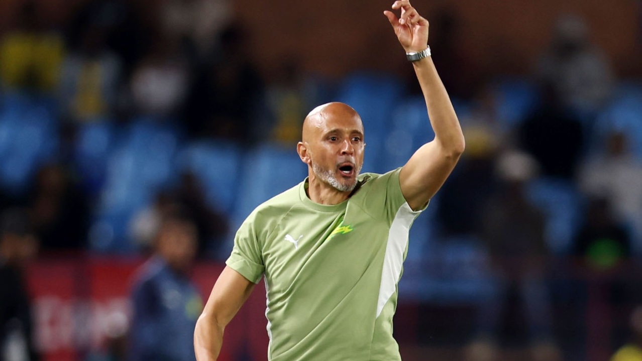 Miguel Cardoso, coach of Mamelodi Sundowns during the Betway Premiership 2026/27 match between Mamelodi Sundowns and AmaZulu at Loftus Versfeld Stadium in Pretoria on 26 August 2026 ©Muzi Ntombela/BackpagePix