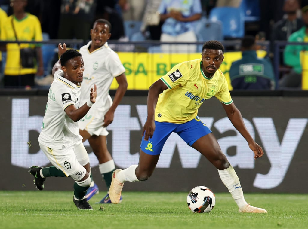 Teboho Mokoena of Mamelodi Sundowns challenged by Athini Maqokolo of Amazulu FC during the Betway Premiership 2026/27 match between Mamelodi Sundowns and AmaZulu at Loftus Versfeld Stadium in Pretoria on 26 August 2026 ©Muzi Ntombela/BackpagePix