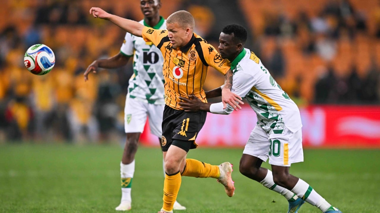 Luke Baartman of Kaizer Chiefs challenged by Sbonelo Cele of Golden Arrows during the 2026 MTN8 Quarter Final match between Kaizer Chiefs and Golden Arrows at FNB Stadium in Johannesburg on 9 August 2026 ©Alche Greeff/BackpagePix