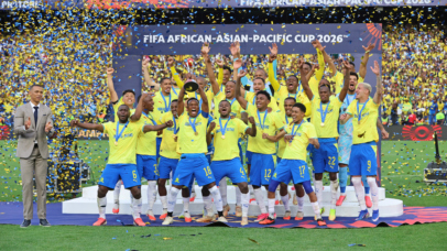 Themba Zwane of Mamelodi Sundowns(C) lift trophy in celebration during the 2026 FIFA African Asian Pacific Cup football match between Sundowns FC and Al Ahli FC (of Saudi Arabia) at Loftus Stadium, Pretoria on 19 September 2026 ©Gavin Barker/BackpagePix