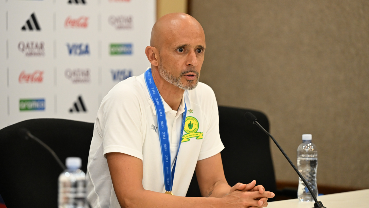 Miguel Cardoso, coach of Mamelodi Sundowns during the FIFA African Asian Pacific Cup 2026 football match between Mamelodi Sundowns FC and Al Ahli FC at Loftus Versfeld Stadium in Pretoria on 19 September 2026 ©Nokwanda Zondi/BackpagePix