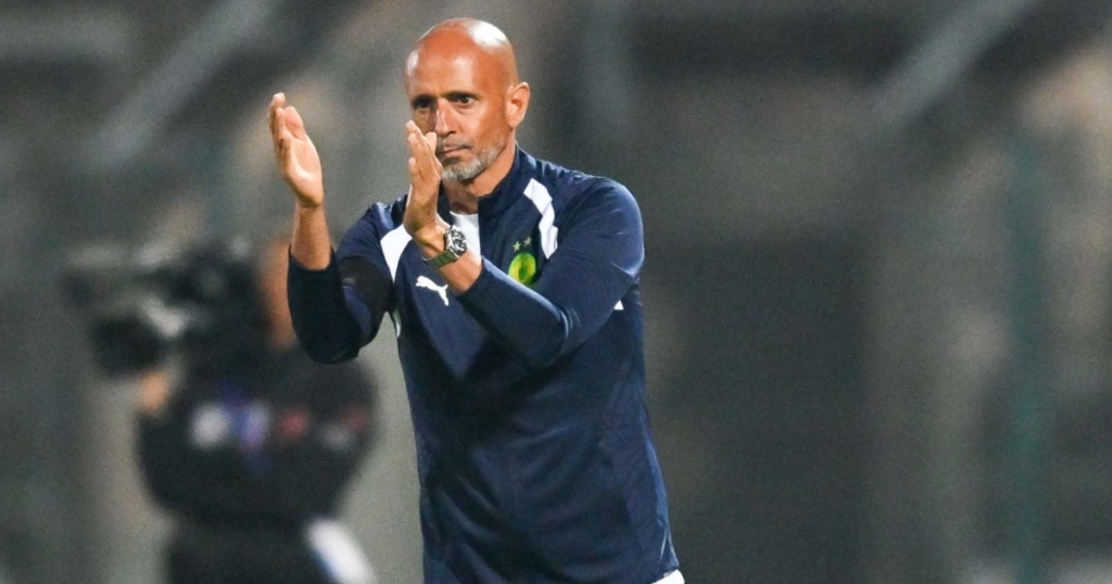 Miguel Cardoso, head coach of Mamelodi Sundowns during the 2026 MTN8 match between Mamelodi Sundowns and Polokwane City at Lucas Moripe Stadium in Pretoria on 8 August 2026 ©Alche Greeff/BackpagePix