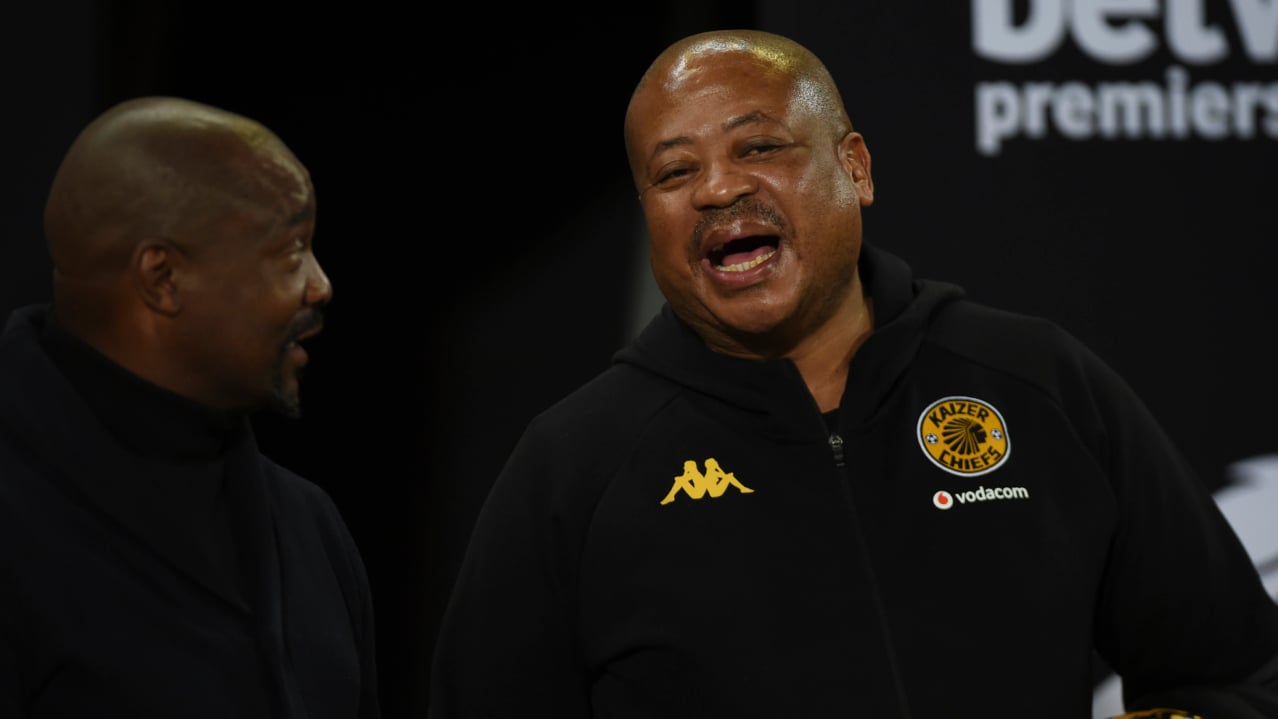 Lehlohonolo Seema, Siwelele FC head coach and Bobby Motaung during the Betway Premiership 2025/26 match between Siwelele FC and Kaizer Chiefs at Toyota Stadium, in Bloemfontein on 29 April 2026 ©Phakamisa Lensman/Backpagepix