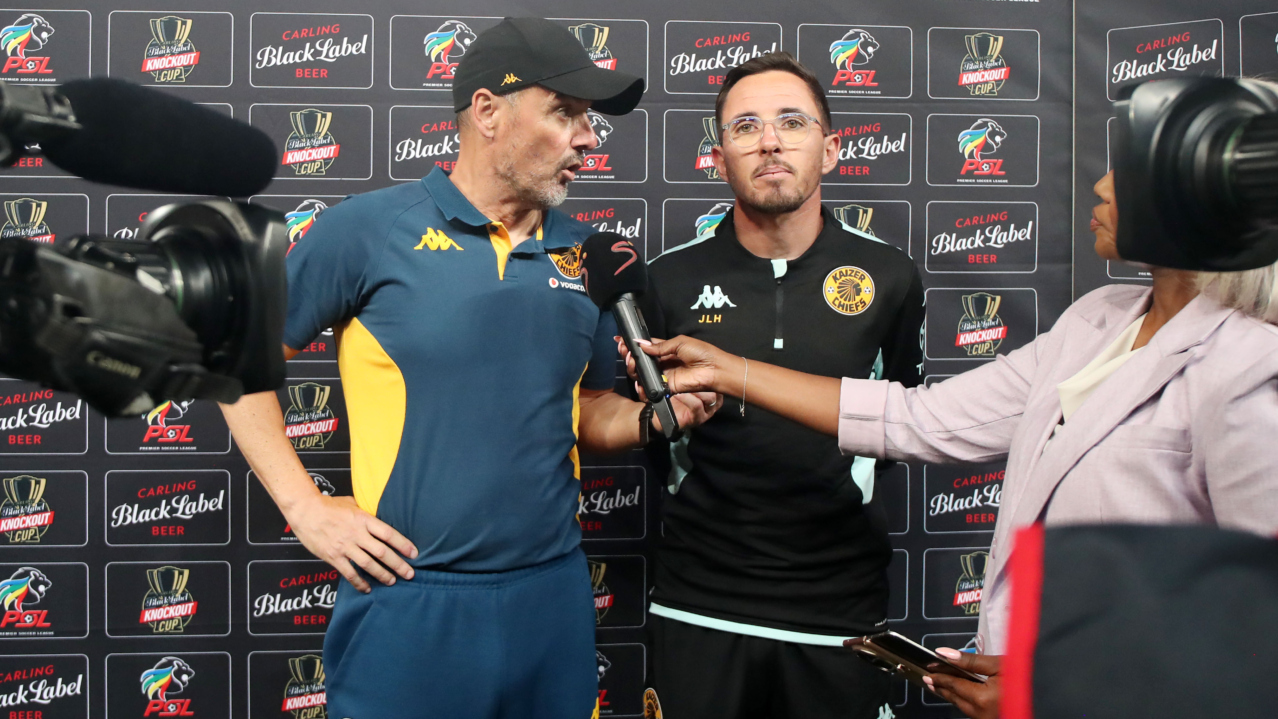 Fernando Da Cruz, Kaizer Chiefs head coach during the Carling Knockout Cup 2026/27 Last 16 match between Kaizer Chiefs and TS Galaxy at FNB Stadium in Johannesburg on 27 October 2026 ©Muzi Ntombela/BackpagePix