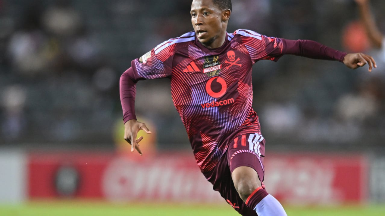 Tshepang Moremi of Orlando Pirates during the Carling Knockout Cup 2026/27 Last 16 match between Orlando Pirates and Milford FC at Orlando Amstel Arena in Soweto on 27 October 2026 ©Sydney Mahlangu/BackpagePix