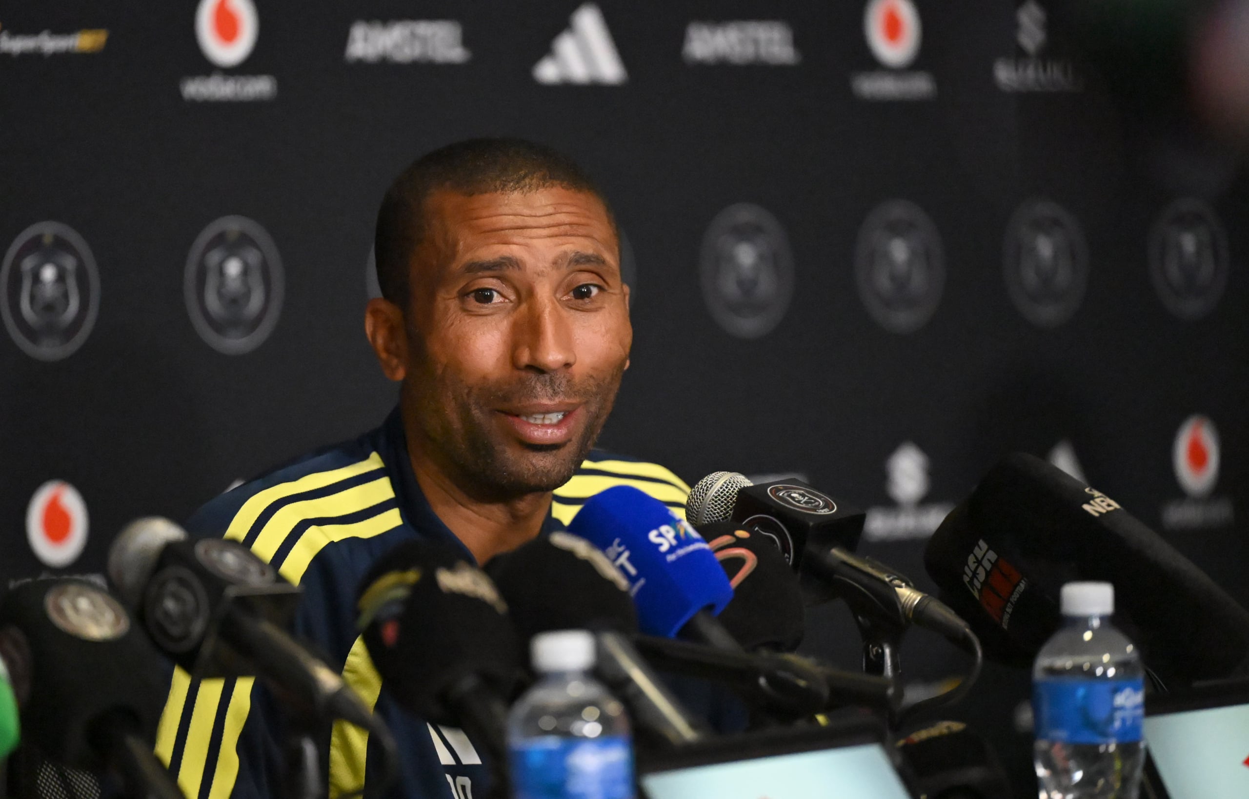 Abdeslam Ouaddou coach of Orlando Pirates during the CAF Champions League 2026/27 2nd Preliminary Round 2nd Leg Orlando Pirates Training at Orlando Amstel Arena in Soweto on 22 October 2026 ©Sydney Mahlangu/BackpagePix
