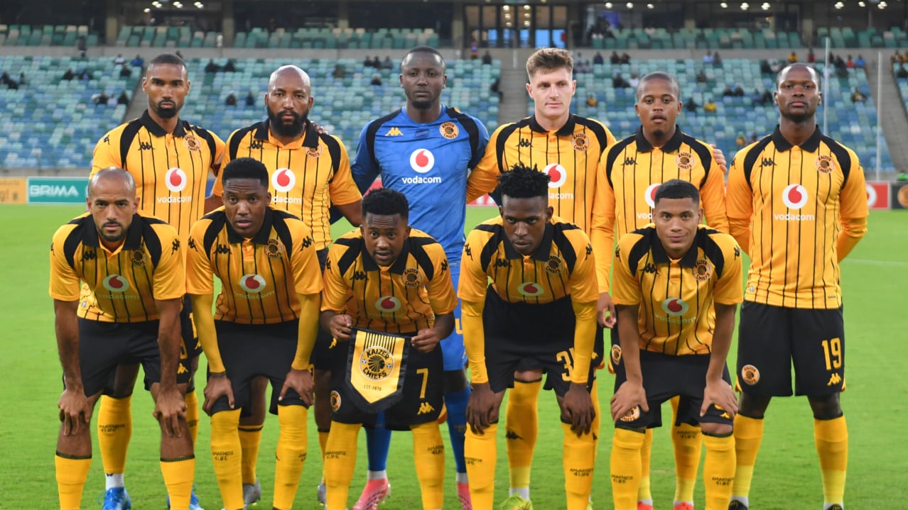 Kaizer Chiefs team picture Back Row (l-r) Ignacio Miguel, Sibongiseni Mthethwa, Bruce Bvuma, Bradley Cross, Wandile Duba, Thabo Moloisane. Front Row(l-r) Reeve Frosler, Pule Mmodi, Mduduzi Shabalala, Thulani Mabaso and Faiz Abrahams of Kaizer Chiefs during the CAF Confederations Cup 2026/27 2nd Preliminary Round 2nd leg match between Kaizer Chiefs and Red Arrows at Moses Mabhida Stadium in Durban on 23 October 2026 ©Phakamisa Lensman/Backpagepix
