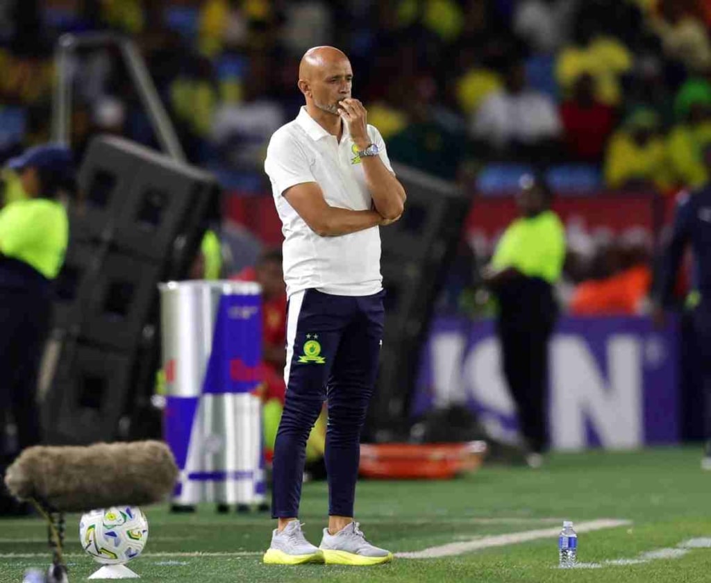 Miguel Cardoso, Head coach of Mamelodi Sundowns reacts during the CAF Champions League 2026/27 match between Mamelodi Sundowns and Wiliette at Loftus Versfeld Stadium in Pretoria on the 23 October 2026 © Samuel Shivambu/BackpagePix
