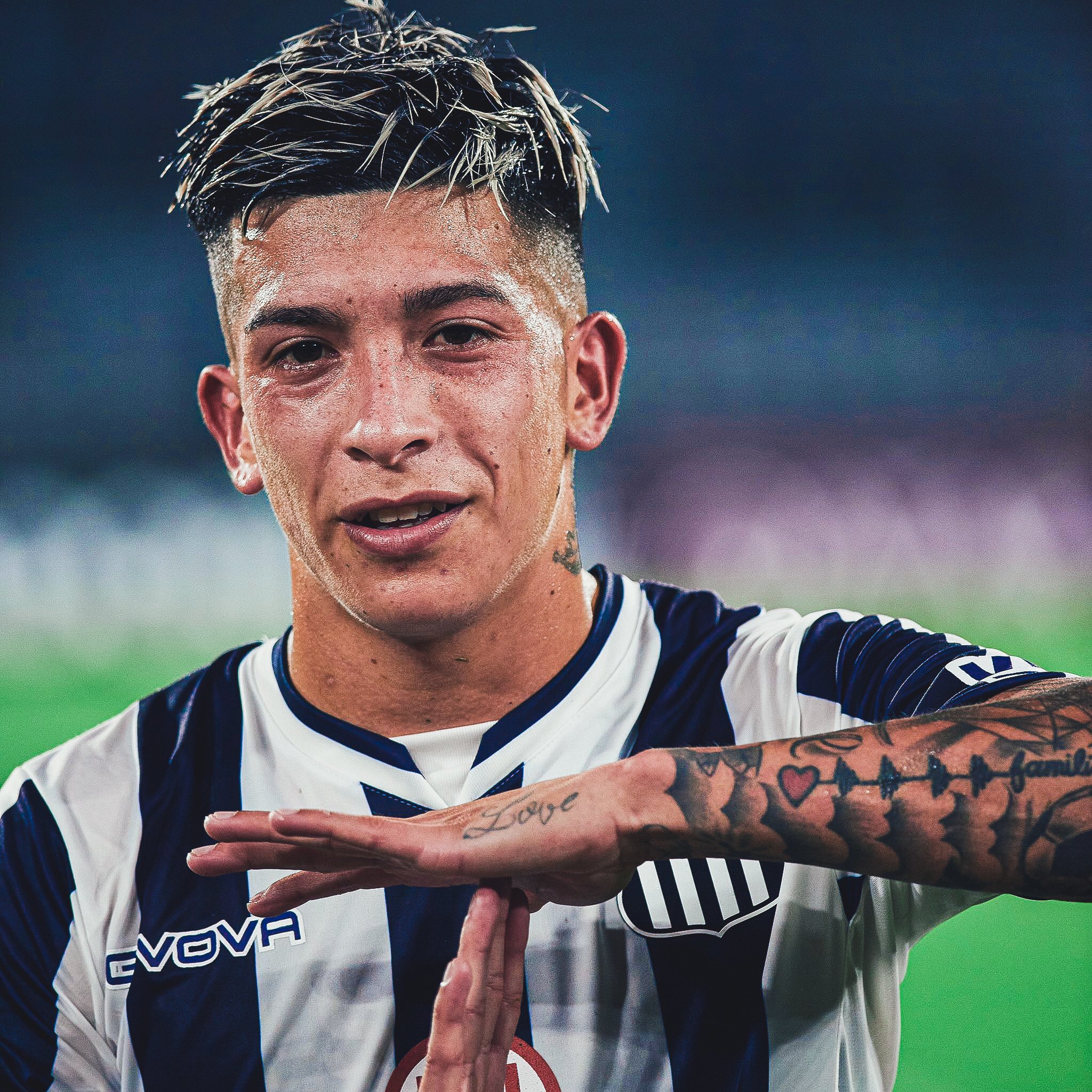 Mamelodi Sundowns Agree Deal For Argentine Midfielder - Reports | Sbnews 