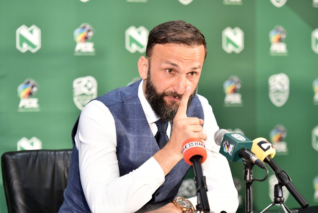 Furious TS Galaxy head coach Sead Ramovic continued his tense war-of-words with Mamelodi Sundowns counterpart Rulani Mokwena by revealing details of their recent foul-mouthed conversation.