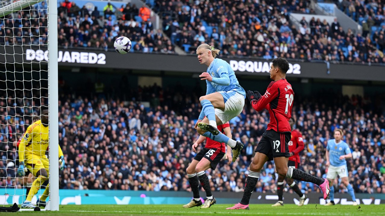 Phil Foden scored twice in the second half as title-chasing Manchester City came from behind to claim a crucial 3-1 win over rivals Manchester United.