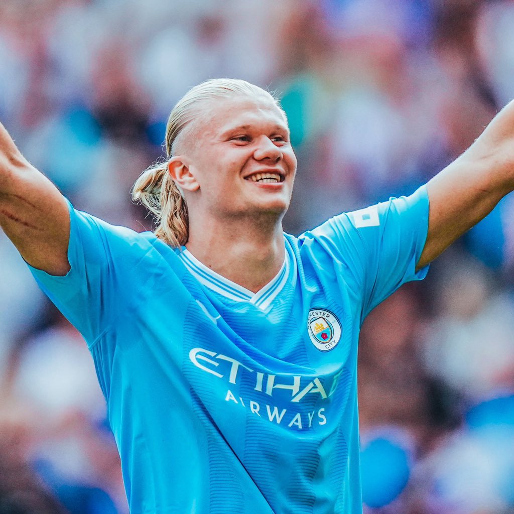 Holders Manchester City advanced to the Champions League quarter-finals for a seventh season in a row with a comfortable 3-1 win over FC Copenhagen.