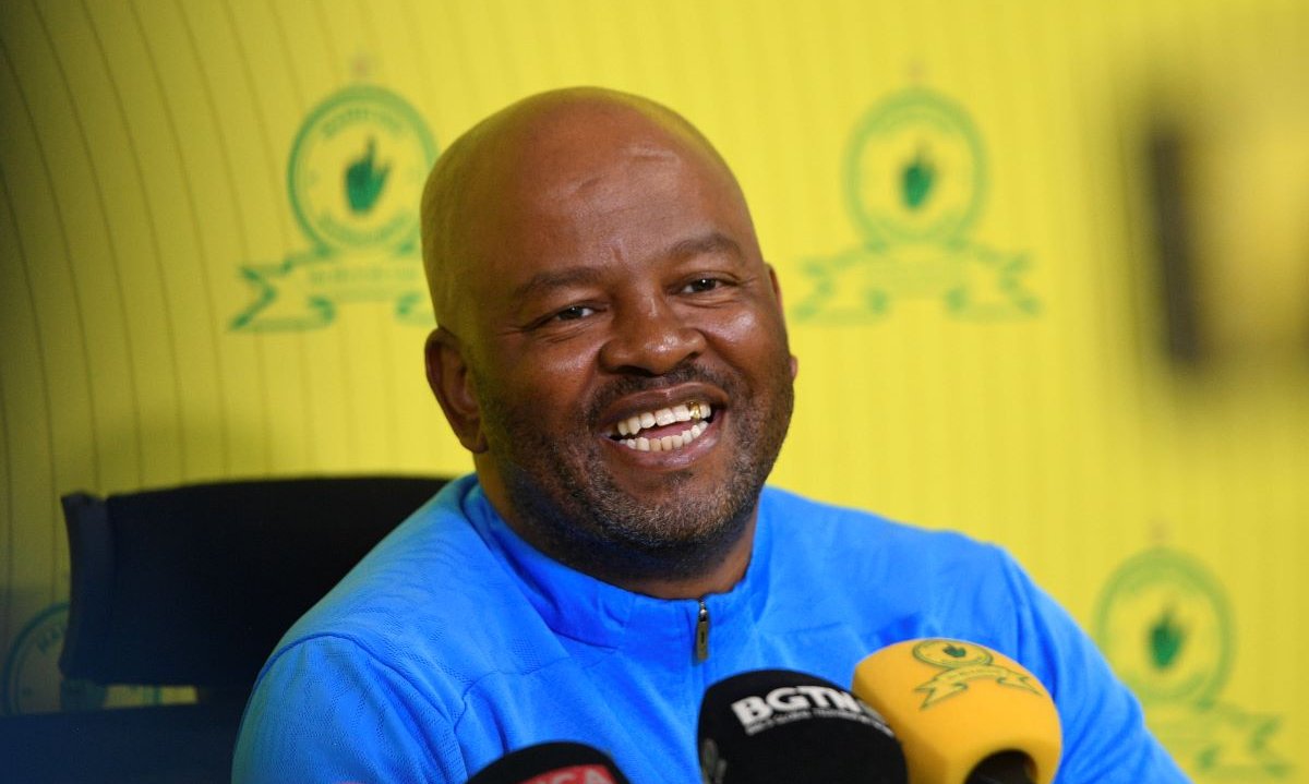 From the Classroom to the Pitch: Manqoba Mngqithi’s Journey from Teaching to Coaching
