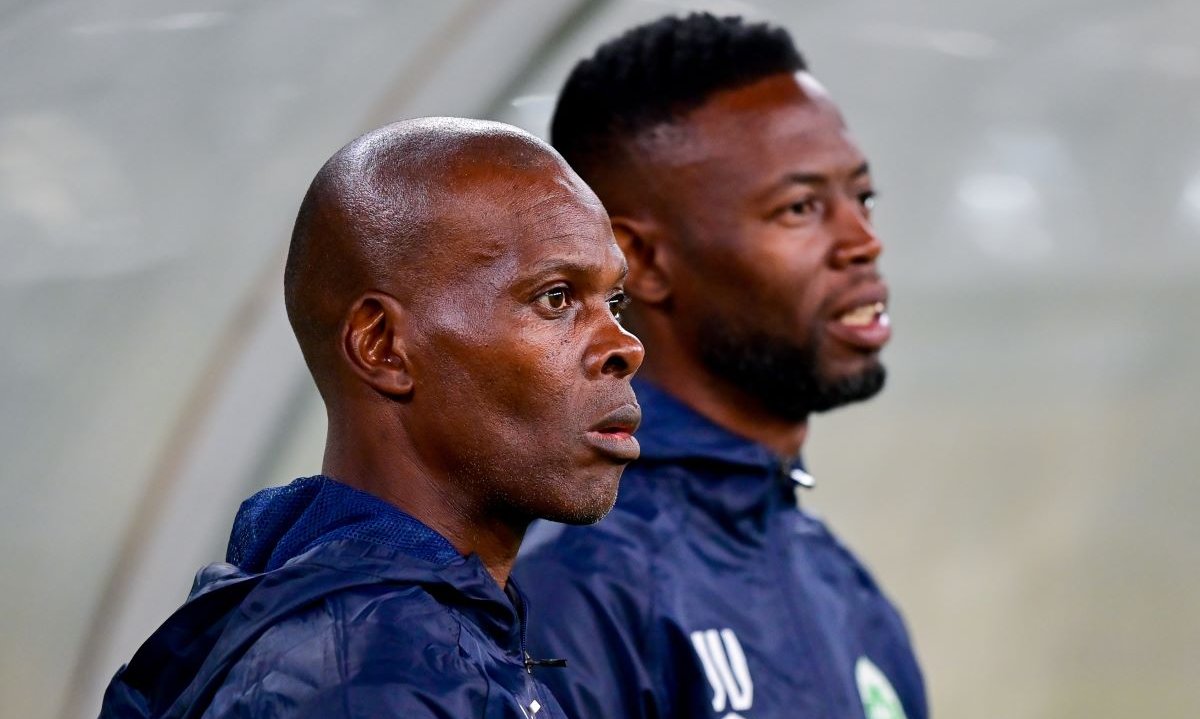 Arthur Zwane, head coach of AmaZulu FC and Vusumuzi Vilakazi, co-head coach of AmaZulu FC during the Betway Premiership 2024/25 match between AmaZulu and Chippa United at Moses Mabhida Stadium in Durban on 29 October 2024 ©Gerhard Duraan/BackpagePix