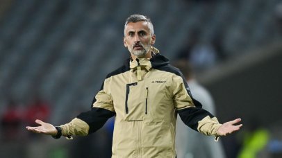 Jose Riveiro, head coach of Orlando Pirates during the Betway Premiership 2024/25 match between Orlando Pirates and Sekhukhune United at Orlando Stadium in Soweto on 30 April 2025 ©Alche Greeff/BackpagePix