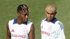 TRANSFER NEWS: Deco confirms Barcelona interest in Nico Williams
