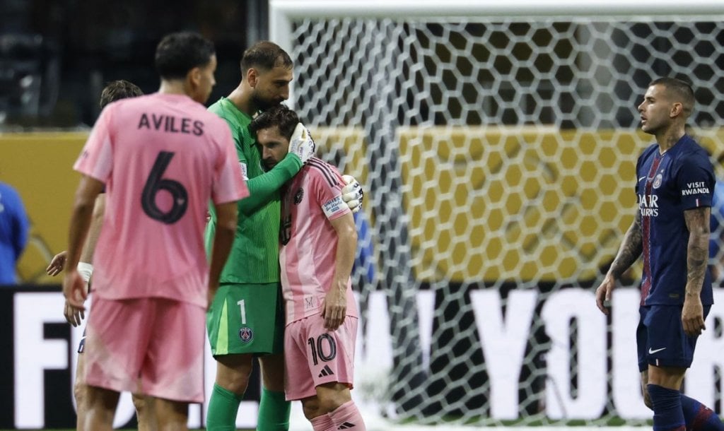 Lionel Messi of Inter Miami CF (R) is greeted by Khvicha Kvaratskhelia (2-R) and goalkeeper Gianluigi Donnarumma of Paris Saint-Germain (2-L) after the FIFA Club World Cup 2025 match between Paris Saint-Germain and Inter Miami CF in Atlanta, Georgia, USA, 29 June 2025. EPA/ERIK S. LESSER
